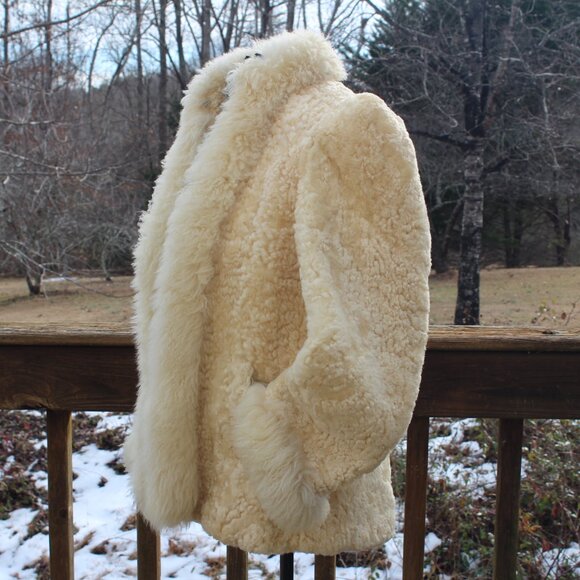 VTG FUR COAT Virgin Lamb Shearling Body-Mongolian Lamb Fur Collar & Cuffs 1980s - Picture 2 of 10